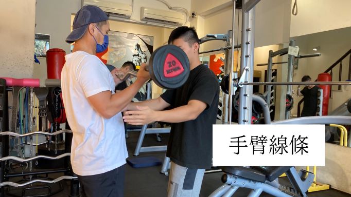 姿勢矯正台南推薦健身教練課程訓練